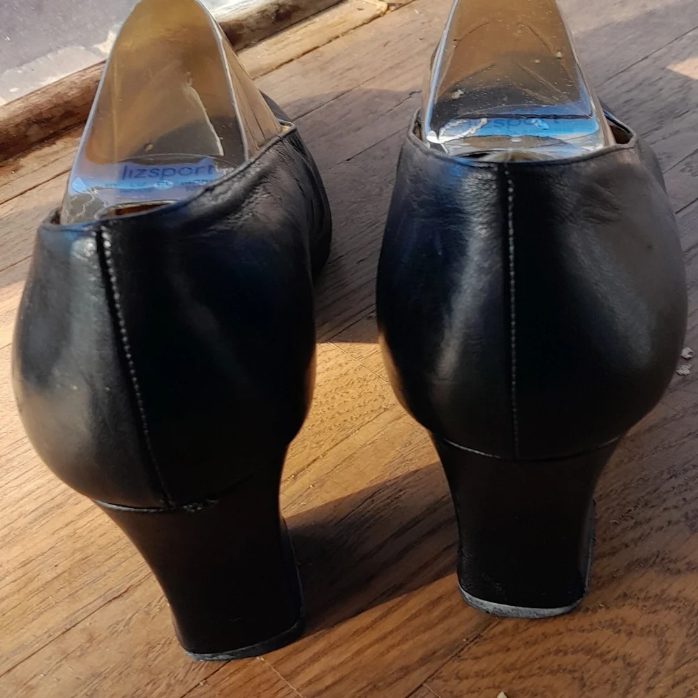 Vintage Enzo Angioloni Destressed Pumps